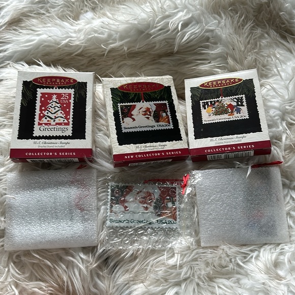 U.S Postal Service Collector’s Edition Holiday Stamp Ornaments Set of 3 - Picture 4 of 6
